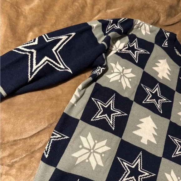 NFL Dallas Cowboys Christmas Sweater size XL - Picture 4 of 6